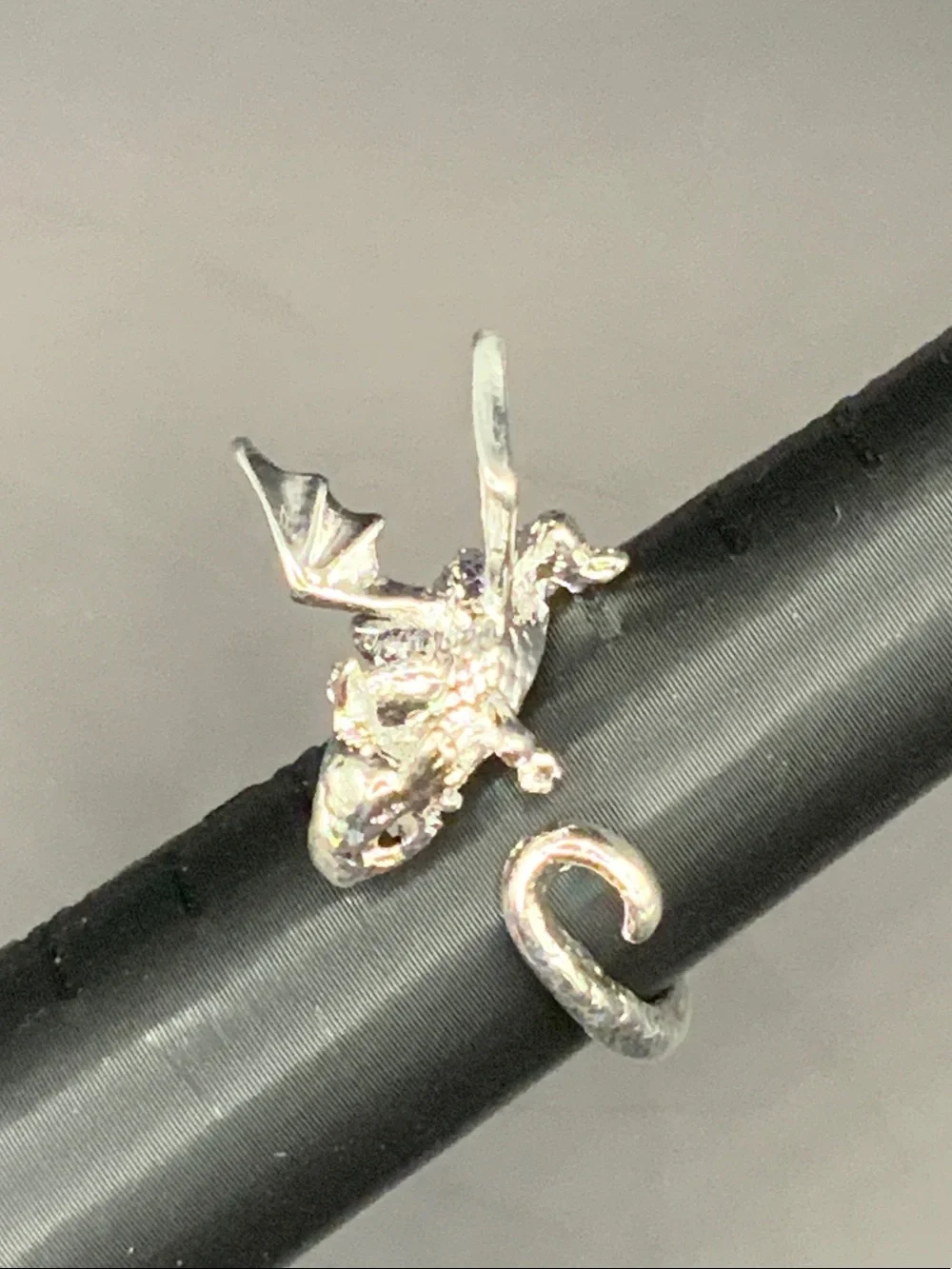 Silver Dragon Reptile Ring - Silver Color